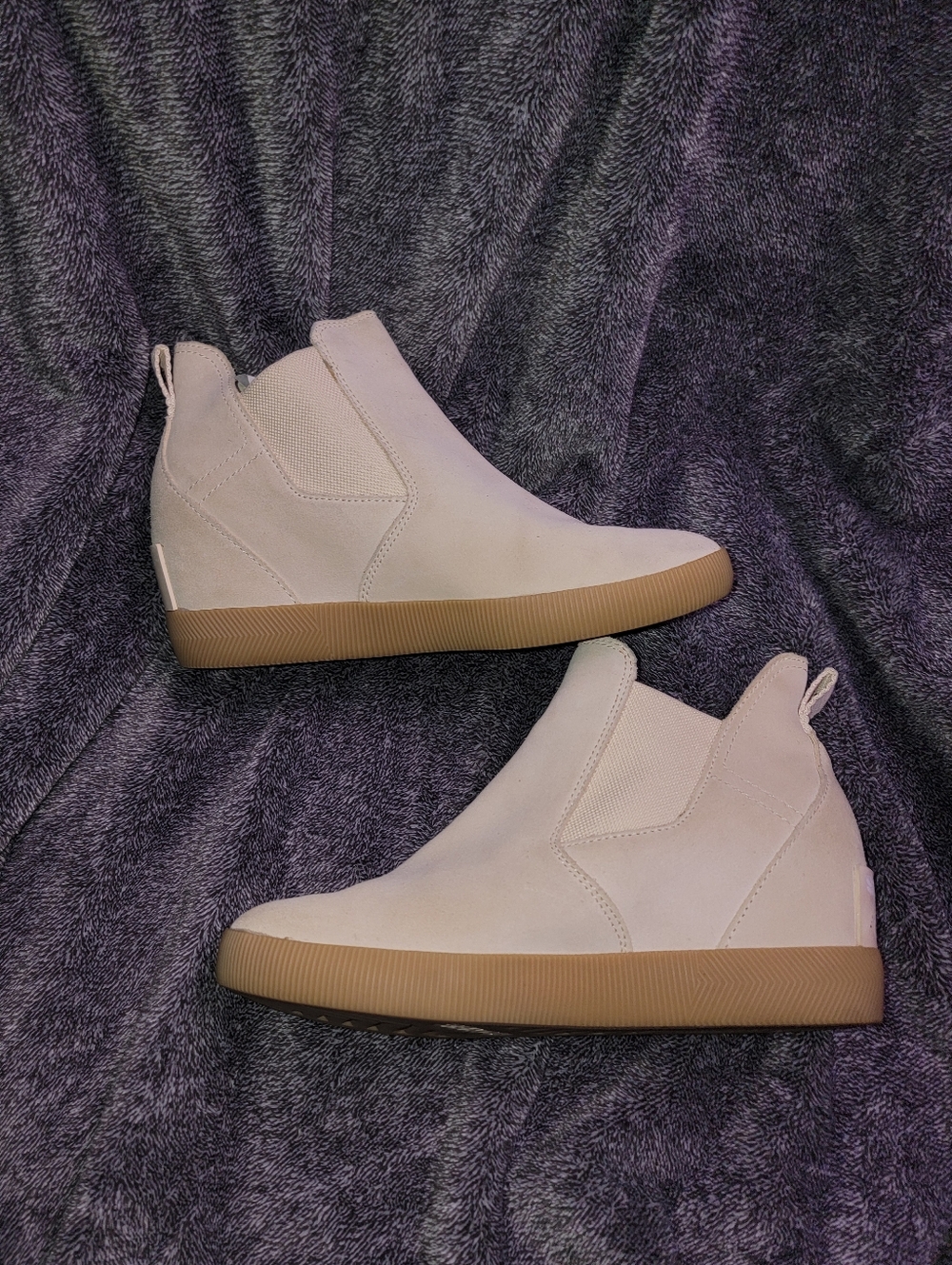 Sorel X Calia Carrie Underwood Pale Tan Suede Slip-On Chelsea Ankle Boots